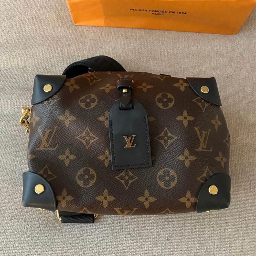 COPY - Louis Vuitton Malle Souple